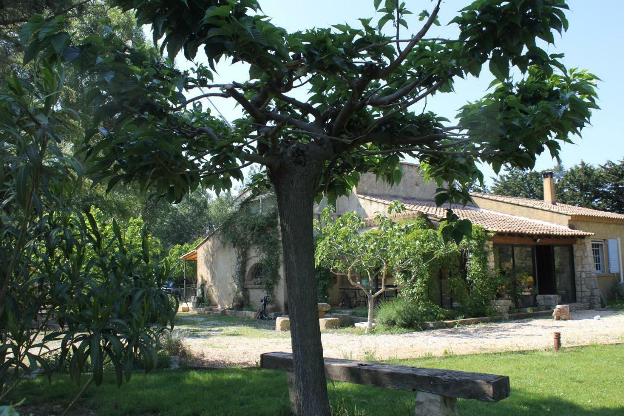 B&B Le Petit Frigouyé Rochefort-du-Gard Exterior foto